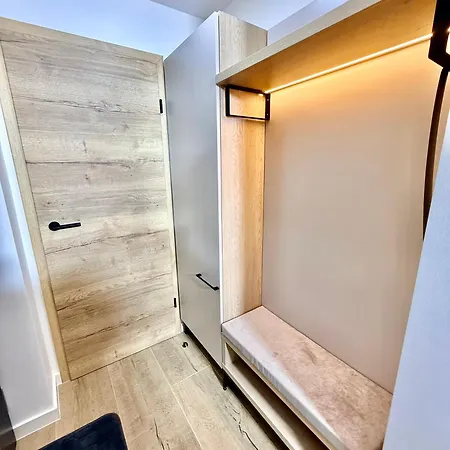 Apartamento Hubertus Mit Klima, überdachter Terrasse&parkplatz Ergersheim