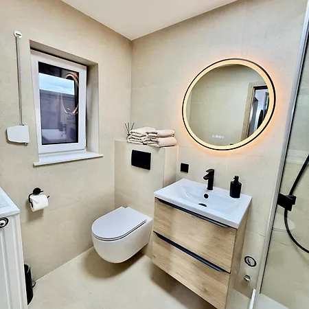 Hubertus Mit Klima, überdachter Terrasse&parkplatz