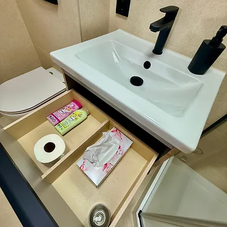 Hubertus Mit Klima, überdachter Terrasse&parkplatz Apartamento *